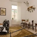Trubarjev Art Boutique 호텔