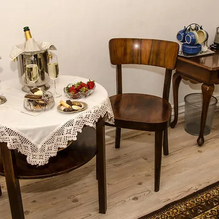 Trubarjev Art Boutique Lasko