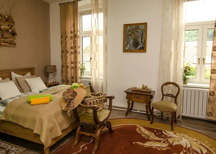 Trubarjev Art Boutique מלון 3*